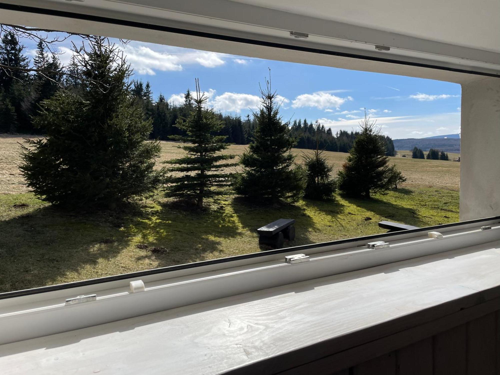 K Zastavce 557 Villa Kovarska Luaran gambar