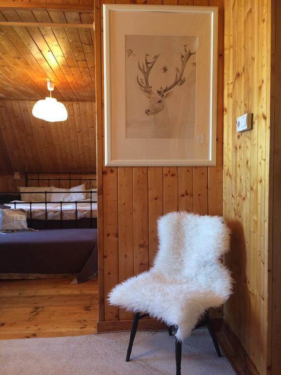 K Zastavce 557 Villa Kovarska Luaran gambar